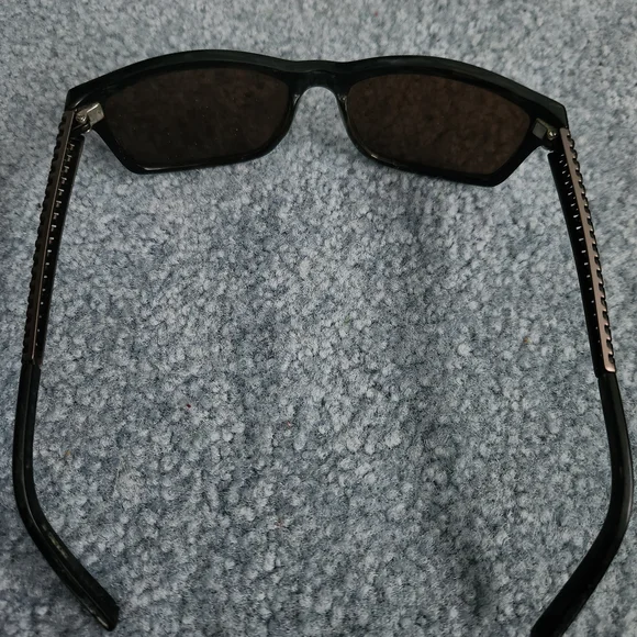 Classic Black Sunglasses - Picture 6 of 12